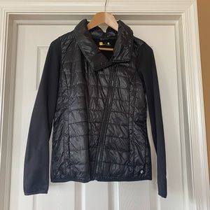 Xersion jacket, black, size small.
